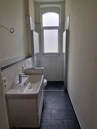 Bad mit ebenerdiger Dusche