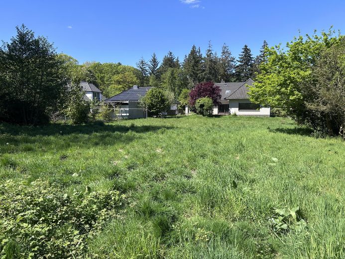 Garten mit Bauoption