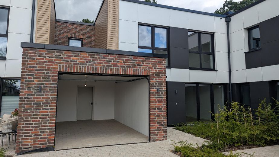 Pierwsze zasiedlenie w Damme (dostępne 4 domy) | 5 pokoi | KfW 40 | garaż i ogród | ok. 165 m² – Garage