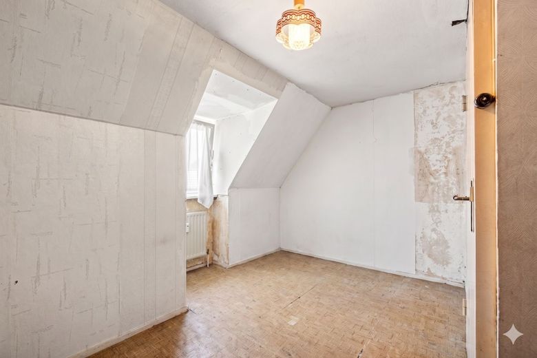 Einfamilienhaus mit Charme in traumhafter Anliegerstraße von Hamburg-Rahlstedt – Zimmer 3 OG virtuell geräumt