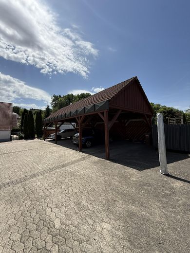 Balkonlu ve otoparklı güzel 3 odalı daire! – Carport