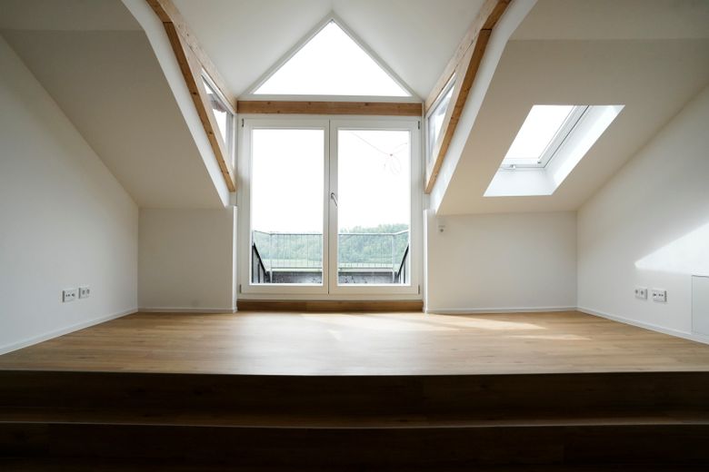 Maisonette-Wohnung (WE06), Kaiserstraße, ein Traum für Kenner und den besonderen Geschmack, ~ 115 m² – Austritt Balkon mit Empore