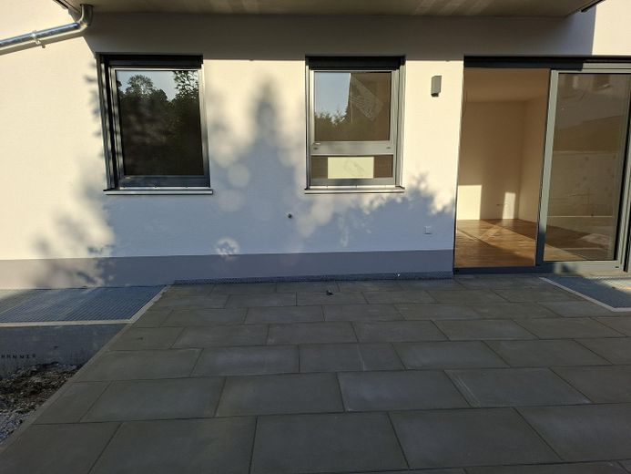 Maisonette Wohnung 71m² + 65m² Souterrain eigene Haustüre Erstbezug 2199€ warm inkl. Küche, Carport – Photo 23