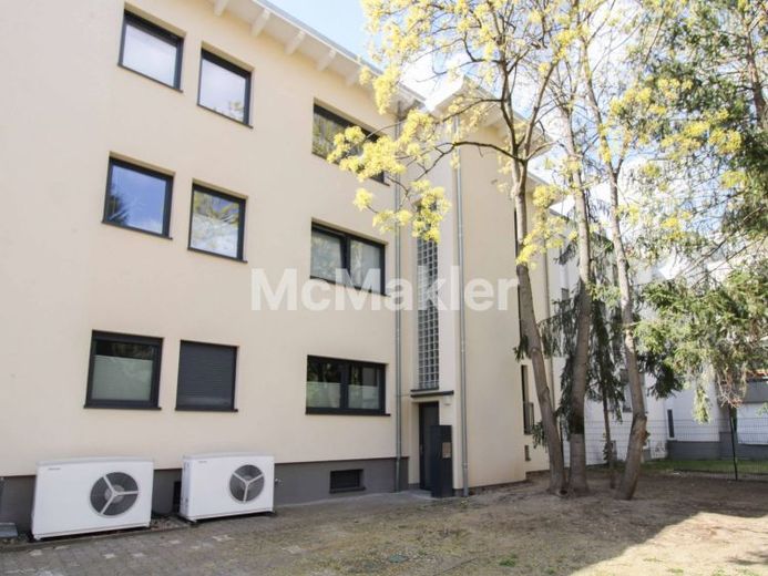 Erstbezug nach Kernsanierung – Moderne 2-Zimmer-Wohnung mit offenen Wohnkonzept und Balkon – Foto 1