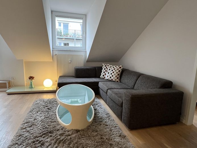 Wohnzimmer - Living Room