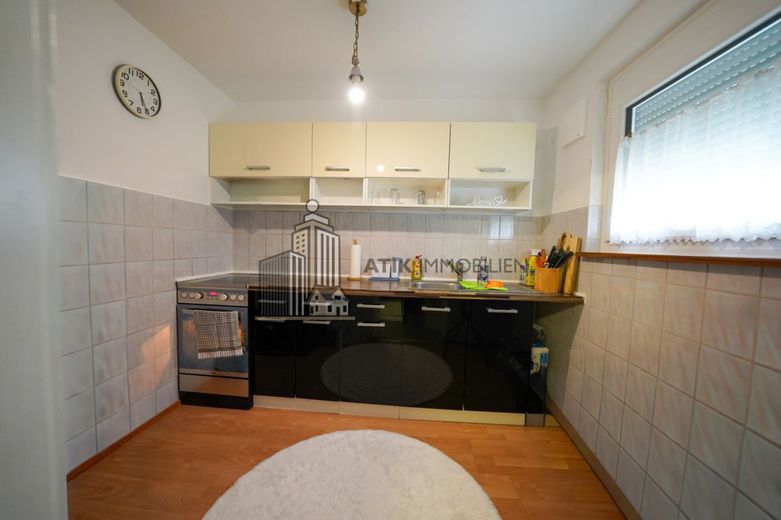 ATIK: Gemütliche 3-Zimmer-Wohnung in ruhiger Lage – Küche