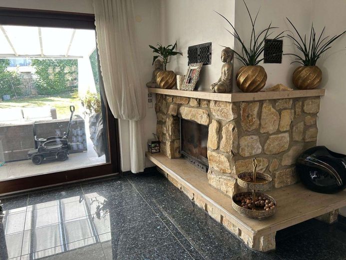 Esclusiva casa residenziale e commerciale con area wellness, camino e grande giardino | 50% commerciale – 99d51b40fa894703a98b4a5b4f5ac4