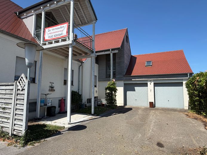 Haus mit Zukunft! Zwei separate Wohnungen - getrennte Eingänge. Attraktive Möglichkeiten! – फोटो 1