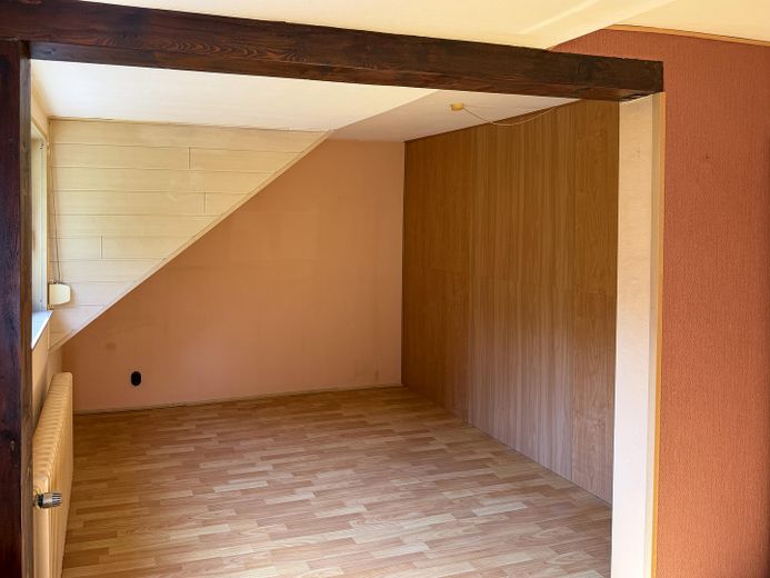 Wuppertal-Ronsdorf’ta müstakil sıra ev – Zimmer 1 im OG (Ansicht 2)