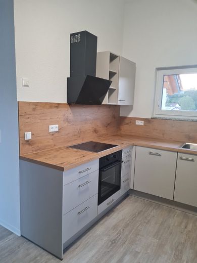 Helle Dachgeschoss Wohnung – Foto 3
