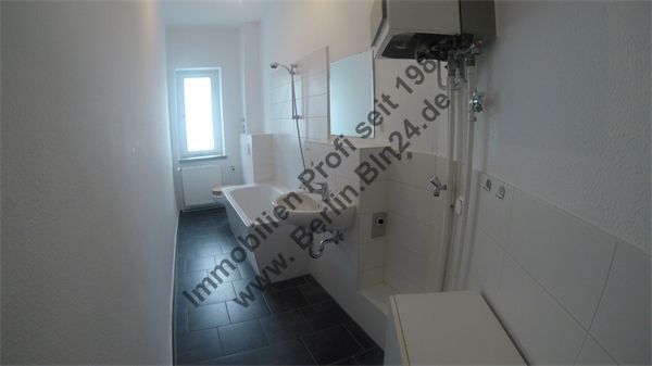 Wohnung mieten - - - 3er WG tauglich Wannenbad – G0034970
