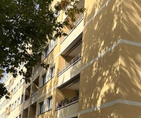 Luminoso apartamento de 3 habitaciones bien distribuido cerca de Bahnhofstr. en Lichtenrade