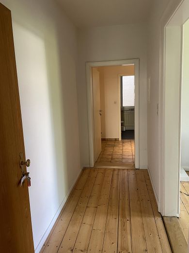 Elegante apartamento de 2 habitaciones – Flur