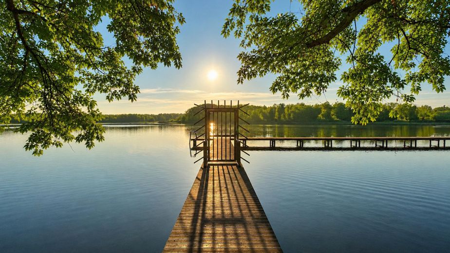 Ruhig wohnen nahe dem See: Helle 3-Zimmer-Dachgeschoss-Wohnung mit Balkon in Zossen – Strandbad Wünsdorf