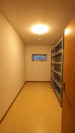 Luminoso y cuidado piso de 2 habitaciones con cocina y baño – Foto 11