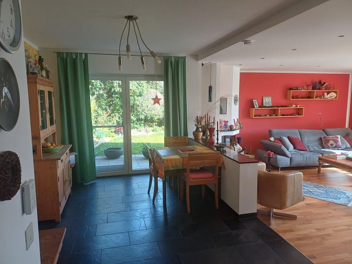 Attraktives EFH in Höhenlage, Nähe Trier – Essbereich, EG