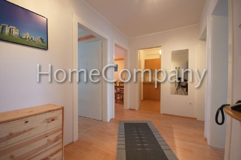 شقة مفروشة في Rüttenscheid، مع إمكانية الوصول إلى الإنترنت، مناسبة حتى 3 أشخاص – 166b460f245e3384638031847cc06452e8625fde.jpg