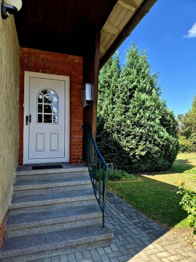 Dorfidyll im Grünen, stadtnah und doch auf dem Land – Foto 3