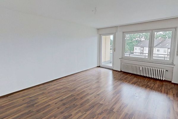 BALKONLU Aydınlık 2 Odalı Daire