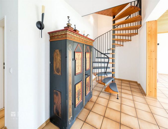 Viel Platz, viele Möglichkeiten - Ein Zuhause, das überrascht – Spiraltreppe