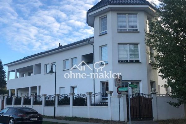 Erdgeschoss-Wohnung mit Terrasse & eigenem Garten - 105 m², Fußbodenheizung, Stellplatz