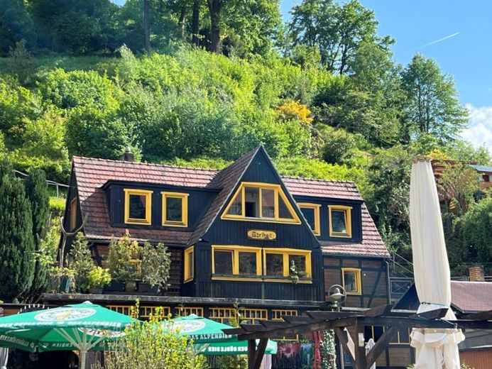 RUHIGES EINFAMILIENHAUS IN GEFRAGTER LAGE – फोटो 1