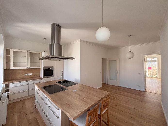 Helle modernisierte 3-Zimmer-Altbauwohnung im Weitlingkiez - Provisionsfrei - – Das Herzstück