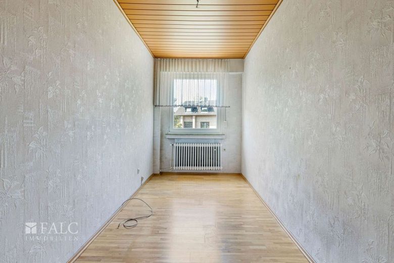 Charmantes Reihenmittelhaus mit Potenzial in Bilderstöckchen – Schlafzimmer