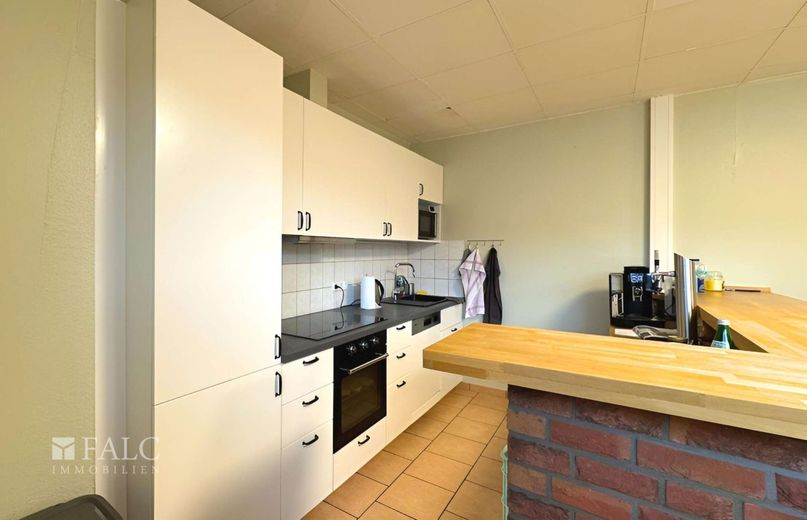 ***Top Gewerbeimmobilie mit Lagerhalle und Büroflächen - perfekt für vielseitige Nutzungskonzepte*** – Küche