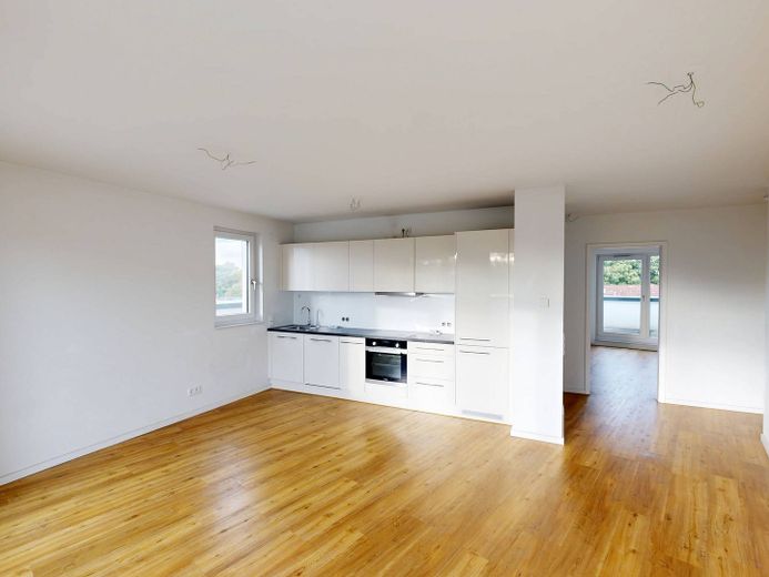 RÊVE DE NEUF : Appartement exclusif de 3 pièces avec cuisine équipée et grande terrasse sur le toit à Langenhorn – Ansicht IV: Wohn- und Esszimm…