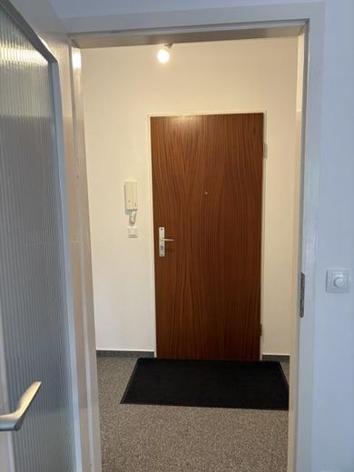 Hamburg Bergstedt’te geniş güneybatı sundurmalı ve yeşil manzaralı 2 odalı daire, 2. kat (son kat) – Fotoğraf 15