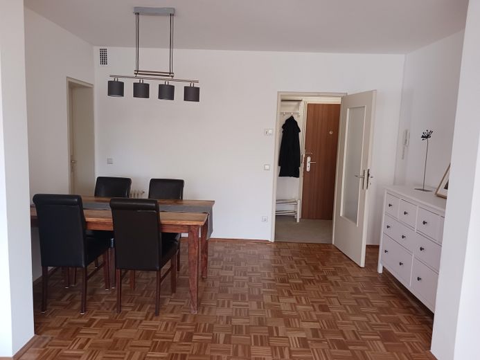 Essbereich, Garderobe