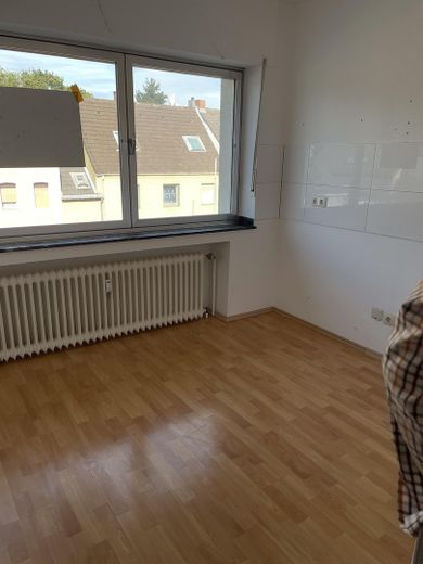 Apartamento de 2 habitaciones, aprox. 92 m², con balcón – Foto 8