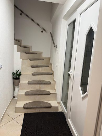 2 Wohneinheiten möglich – möbliertes Haus mit Poolprojekt & Potenzial – Foto 25