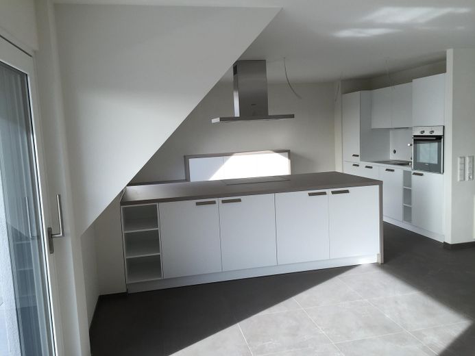 Großzügige und attraktive 5 1/2 Zimmer Maisonette Wohnung – Foto 3