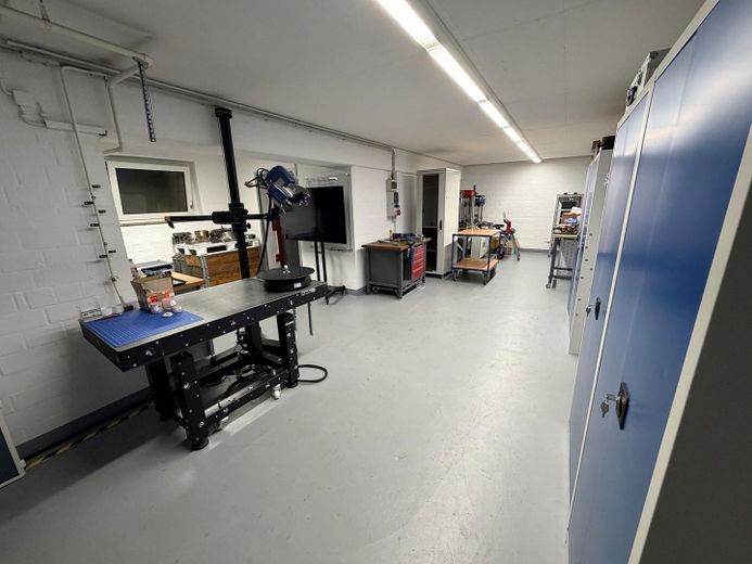 Selbstgenutzt oder vermietet - Gewerbeimmobilie in Coesfeld – Labor-/Werkstatt im EG