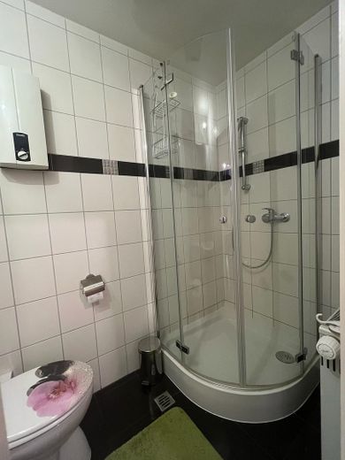 Helle 1-Zimmer-Wohnung mit Burgblick – Top-Lage „Gärten hinter der Veste" – Bad mit Dusche