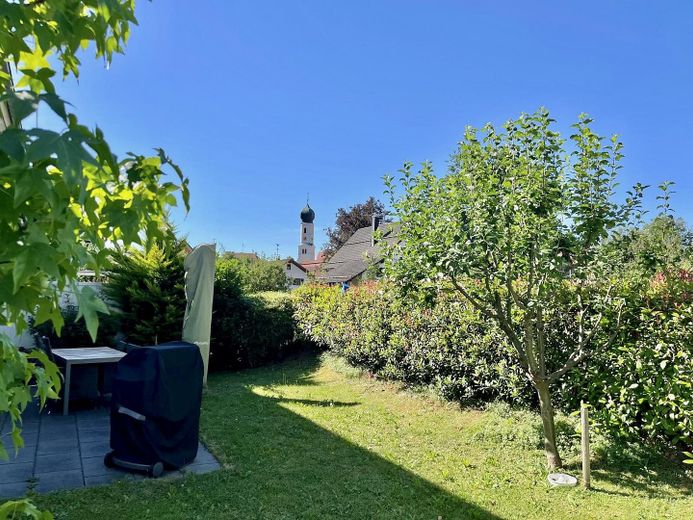 Spacious living in Waal – Garten 