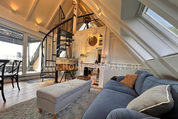 Helle und modern eingerichtete Wohnung im Loft Still mit Loggia