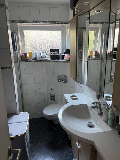 Waschtischanlage Badezimmer