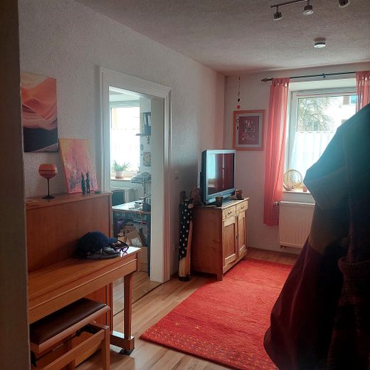 Budynek wielorodzinny w Kempten, Sankt Mang, z 8 mieszkaniami, 3 garażami i potencjałem rozbudowy – Whg EG 
