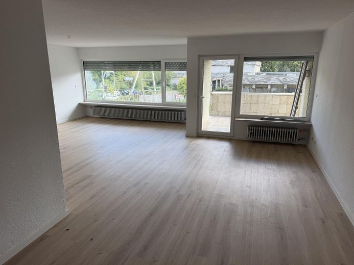 Logements de 3 à 4 pièces à Vallendar – nouvelle cuisine, 2 salles de bains, loggia, garages – Photo 4