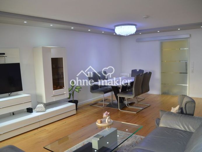 Provisionsfrei: Großzügige 4-Zimmer-Wohnung mit Balkon & Stellplatz in Neu-Ulm-Ludwigsfeld – Foto 1