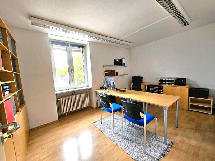 Büro untere Etage