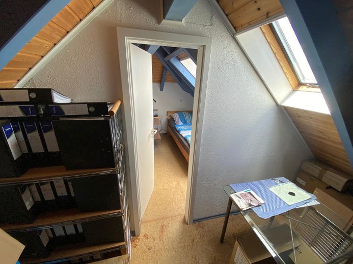 Modern office space with flexible usage options in Mainhausen – Spitzboden