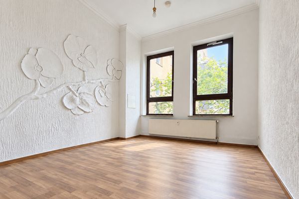 6-kamerappartement met balkon – geschikt voor een gedeeld appartement! -Oudbouw met charme op toplocatie!