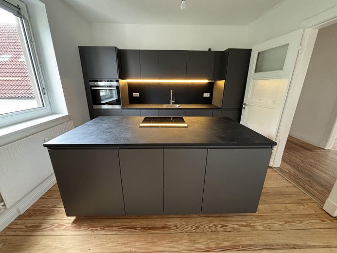 Moderne 4-Zimmer ETW mit Traumküche, Erstbezug nach Sanierung, ohne Courtage – Foto 4