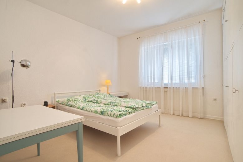 Appartamento con splendida terrazza sul giardino, posizione tranquilla nel quartiere sud, due camere da letto – 924d3b8ef430677d610d4ea6d668b77563a262d0.jpg