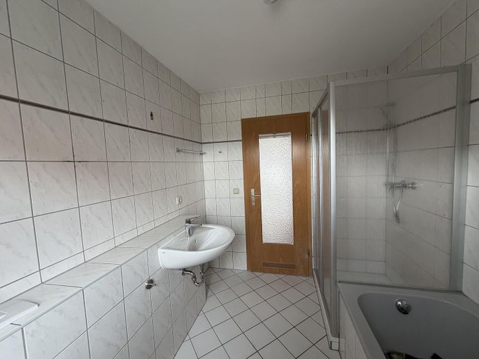 Eisenach ile Bad Salzungen arasında üst katta şık 3 odalı daire – Bad