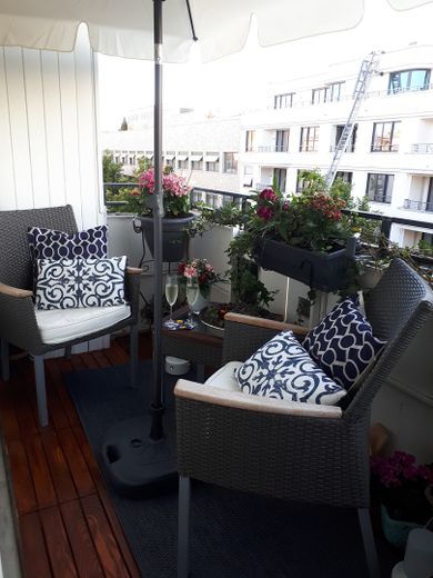 Exklusive, modernisierte und möblierte 2,5-Zimmer DG-Wohnung und Tiefgarage. – Foto 18